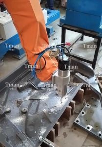 機器人銑削車門