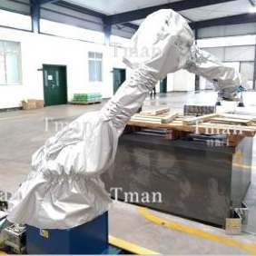 非標機器人噴涂防護服