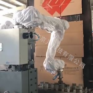 優(yōu)傲UR10機(jī)器人噴涂防護(hù)服的主要作用是什么？