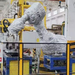 機器人加熱防護服：寒冷環(huán)境下工業(yè)機器人的守護