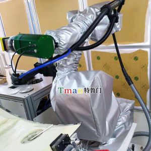 ABB IRB1600打磨機器人：為何機器人防護(hù)服不可或缺？