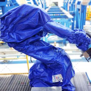 機器人防水防護服：清洗工況下機器人防護方案