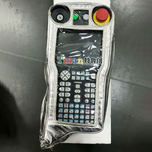 安川機(jī)器人示教器防護(hù)罩：全方位功能特性解析