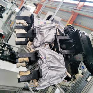 機(jī)器人夾爪防護(hù)罩的功能優(yōu)勢(shì)解析