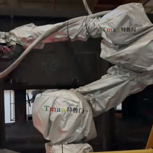 發(fā)那科M-20ID機(jī)器人耐高溫防護(hù)服的功能作用解析