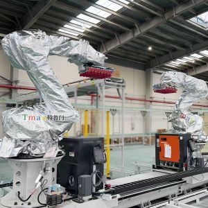 工業(yè)機(jī)器人在低溫環(huán)境中的“保護(hù)屏障”：恒溫加熱防護(hù)服的關(guān)鍵作用